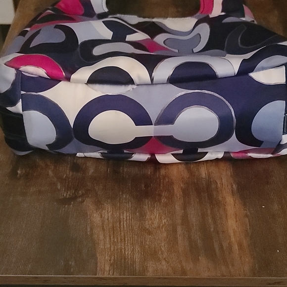 Coach purse - Picture 4 of 6